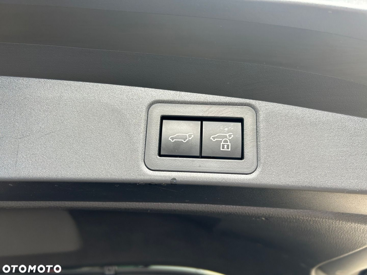Toyota Corolla - 17