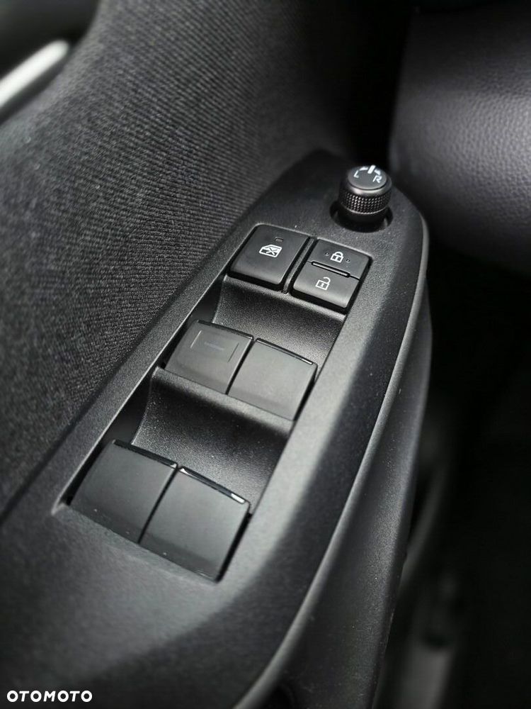 Toyota Yaris Cross Hybrid 1.5 Comfort - 24