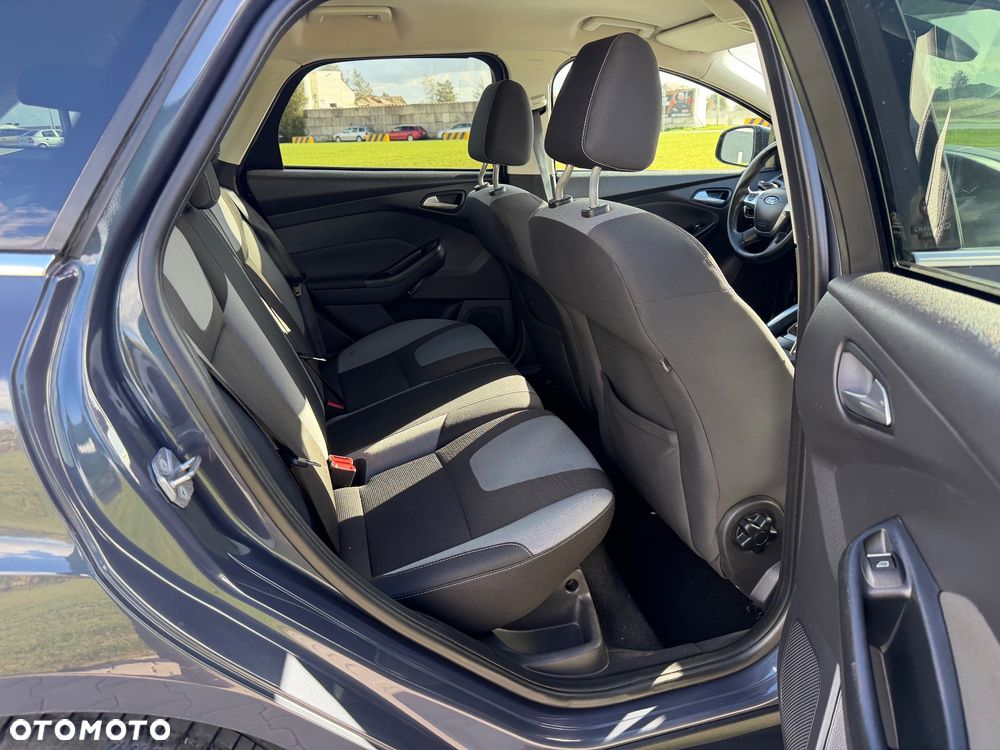 Ford Focus - 17