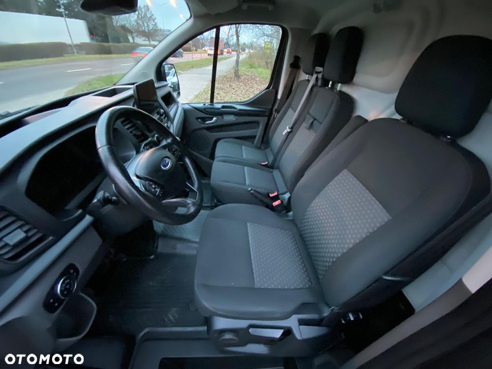Ford TRANSIT CUSTOM 2,0 TDCI 130KM L1H1 NISKI PRZEBIEG ZABUDOWA WARSZTATOWA - 38