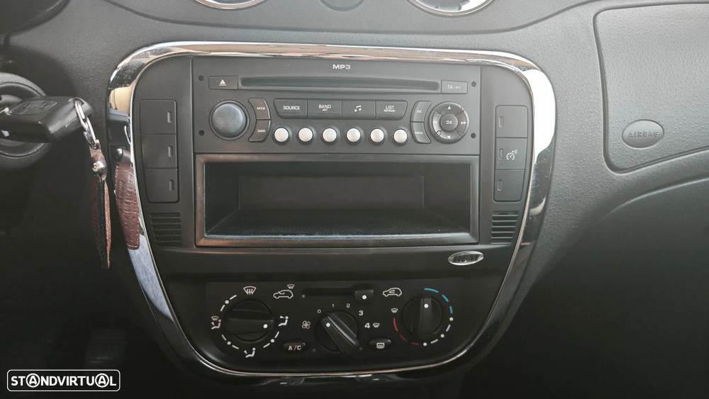 Citroën C2 1.1 RFM - 9