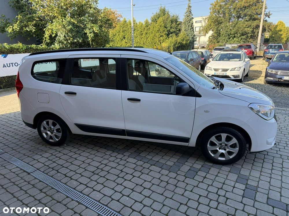 Dacia Lodgy SCe 100 Essential - 5