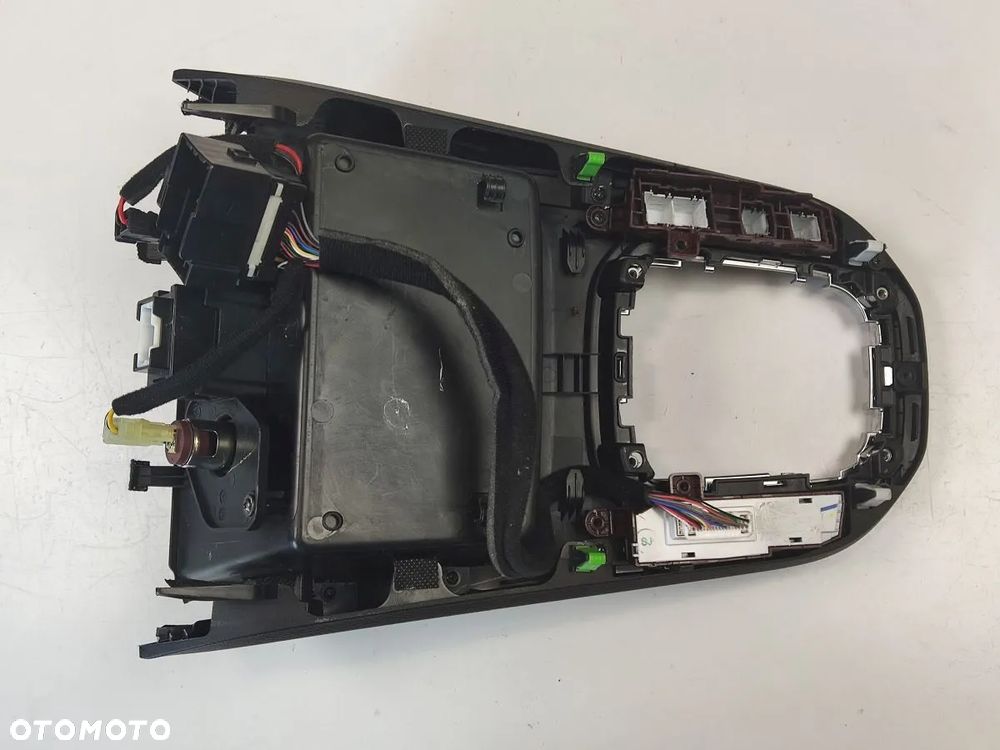HYUNDAI I30 17-21r Ramka Tunelu Gniazdo Zapalniczki USB - 6