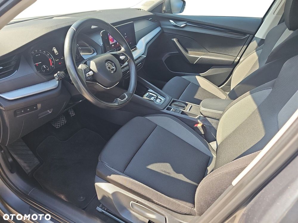 Skoda Octavia 2.0 TDI Ambition DSG - 8