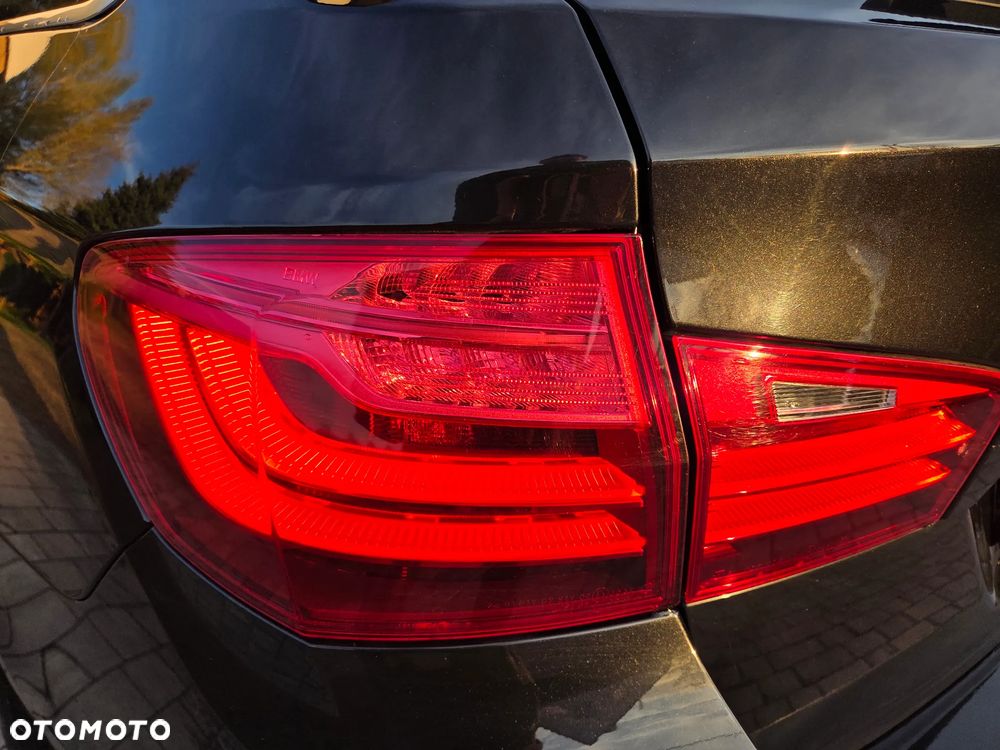 BMW Seria 5 520d Sport - 37