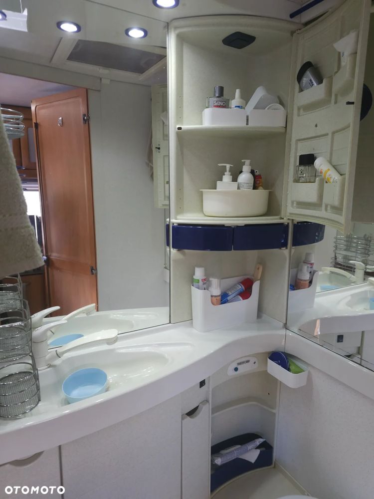 Hymer-Eriba Nova Swing 462A - 22