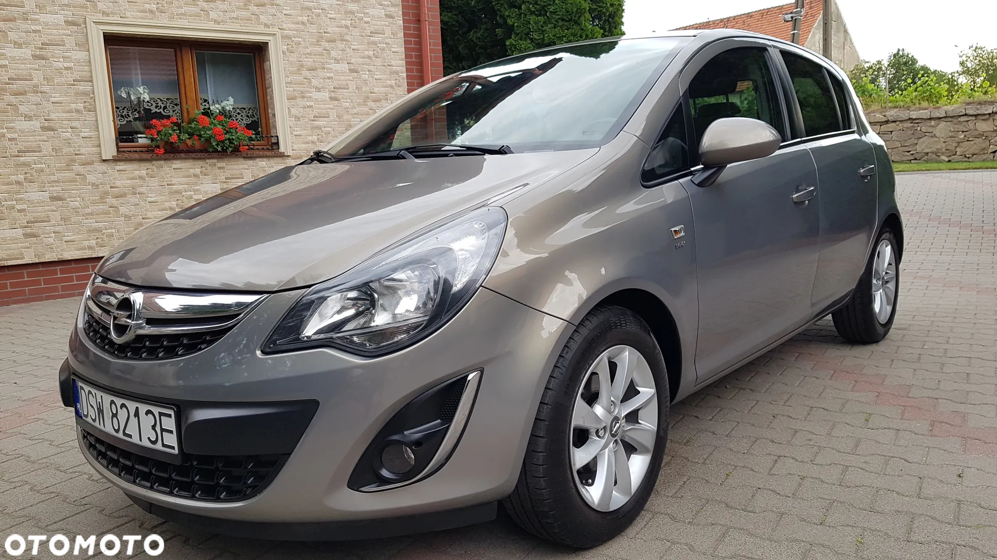 Opel Corsa 1.4 Cosmo - 14