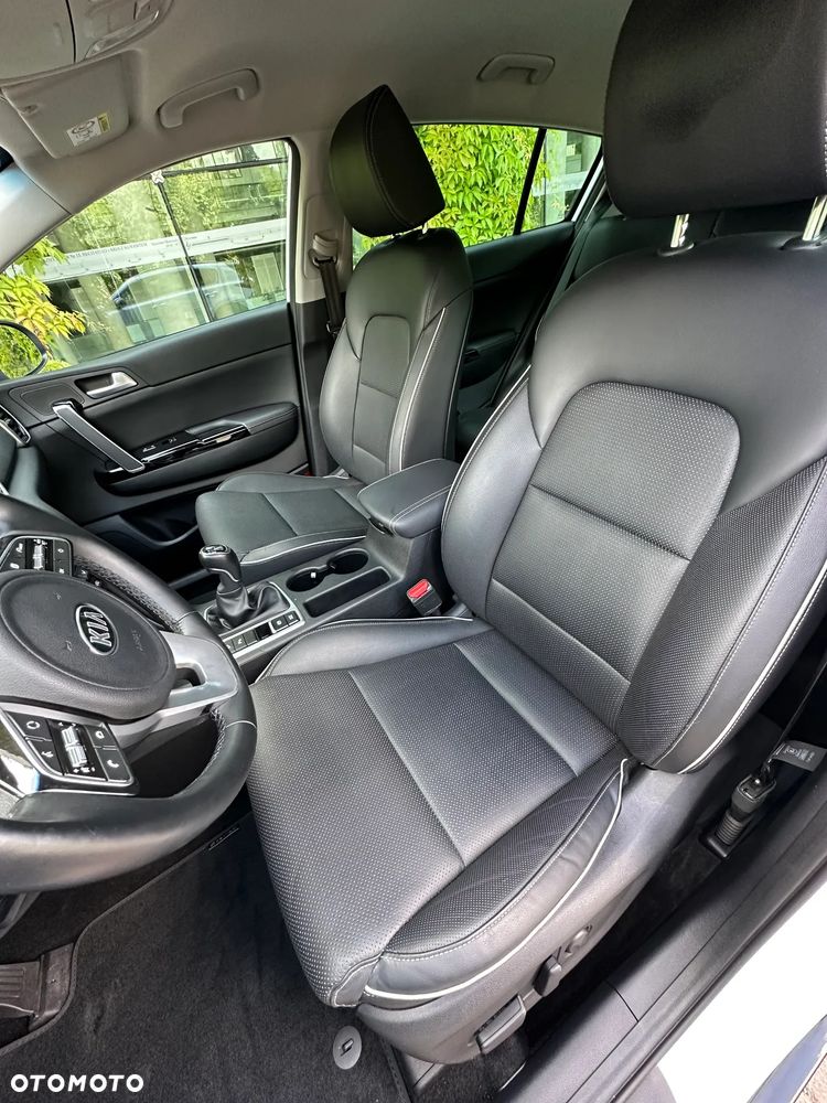 Kia Sportage 1.6 GDI 2WD Black Edition - 14
