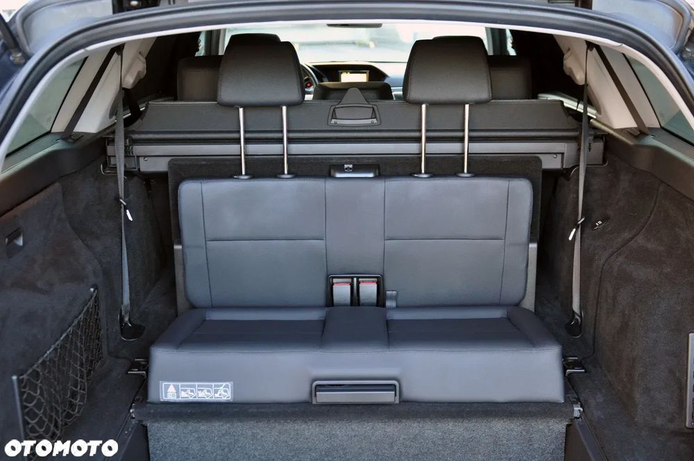 Mercedes-Benz Klasa E 250 CGI BlueEff Avantgarde - 20