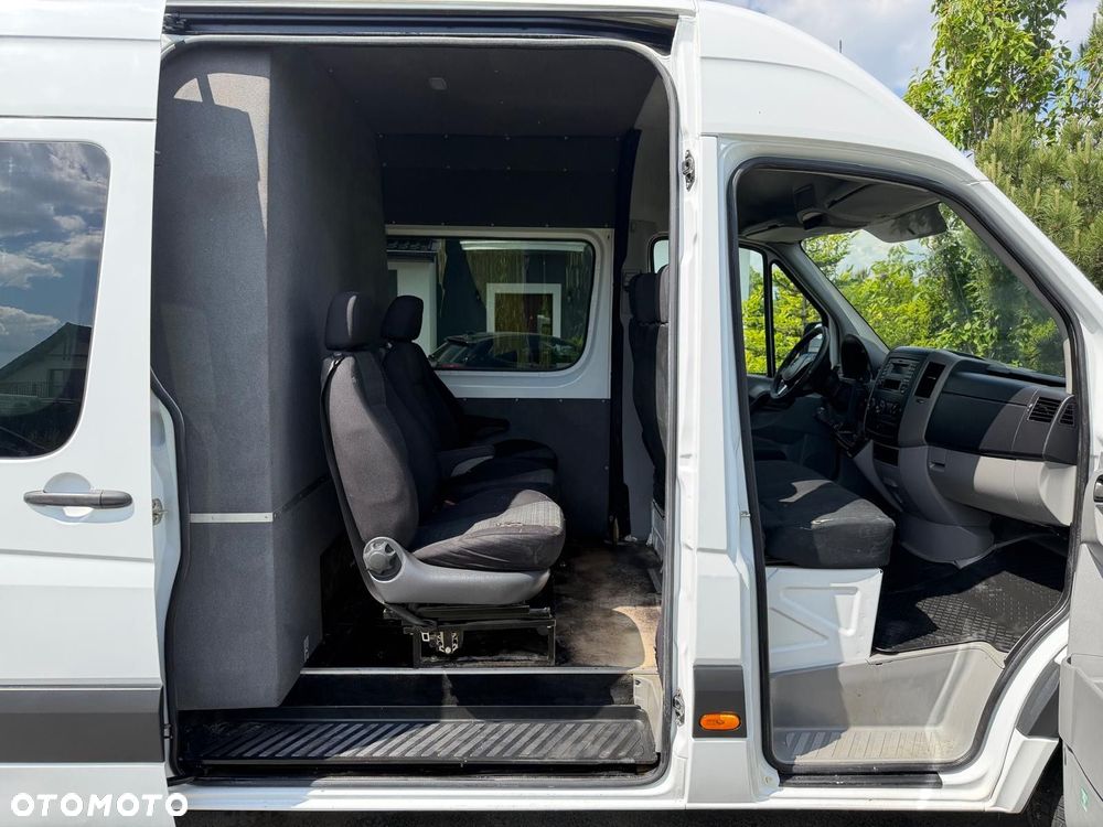 Mercedes-Benz Sprinter - 10
