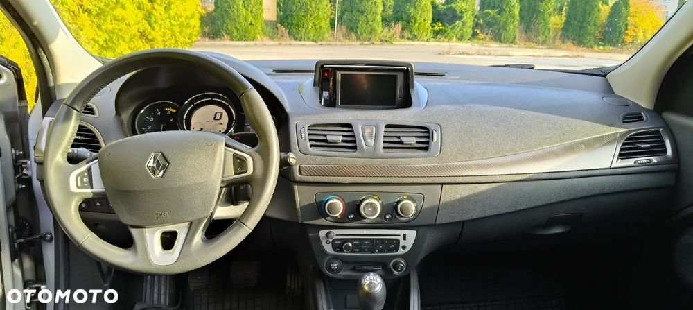 Renault Megane 1.5 dCi Privilege - 9