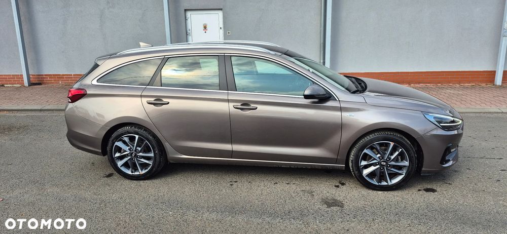 Hyundai i30 1.5 T-GDI 48V-Hybrid EDITION 30 - 4