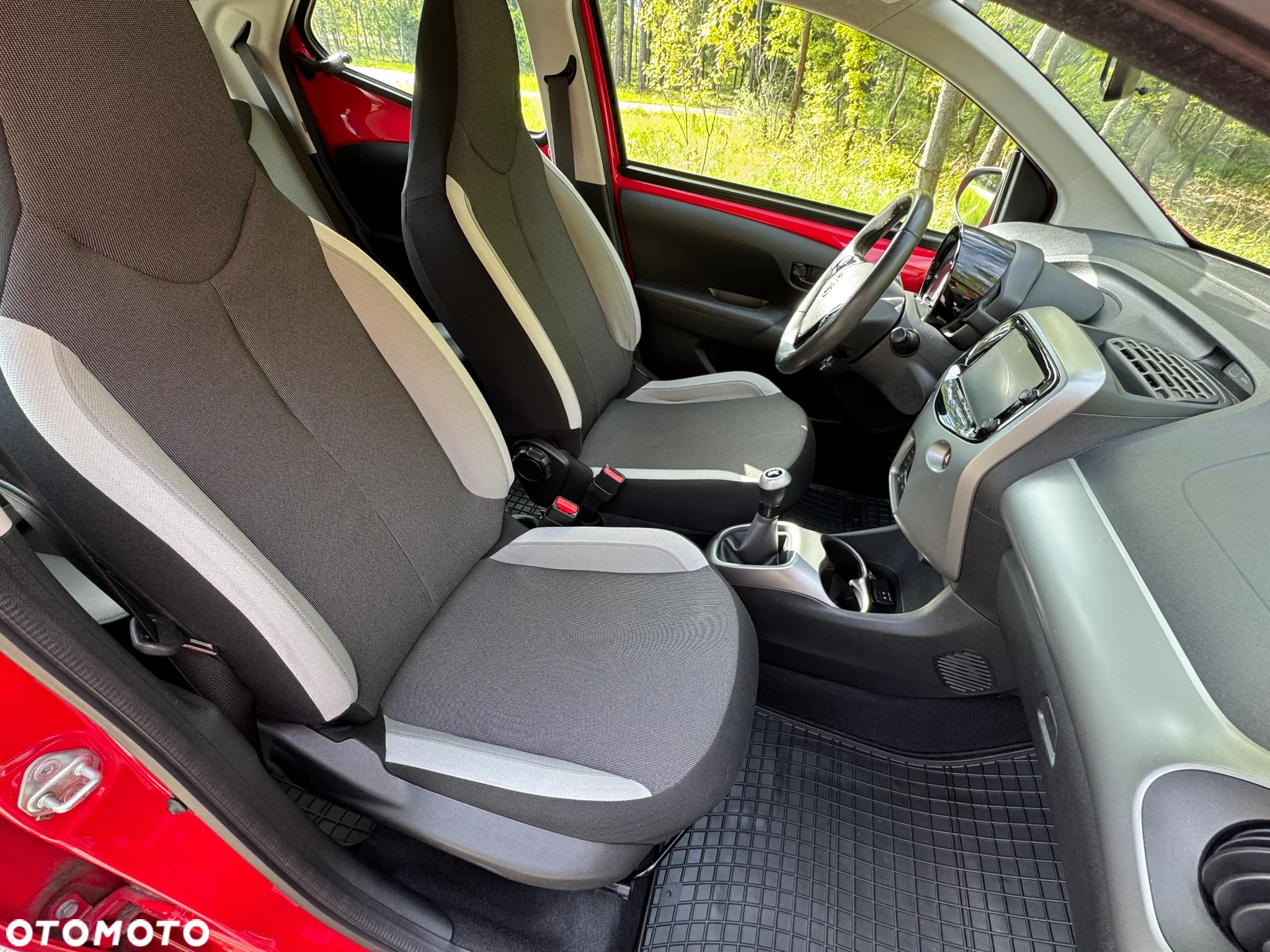 Toyota Aygo x-play Edition S+ - 30