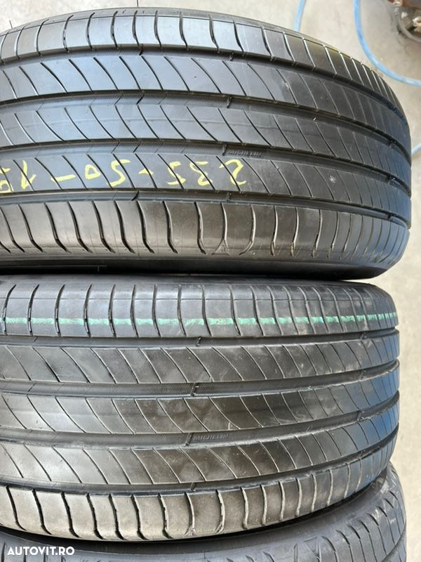 vând 4 anvelope 235/50/19 Michelin de vară ca noi - 2
