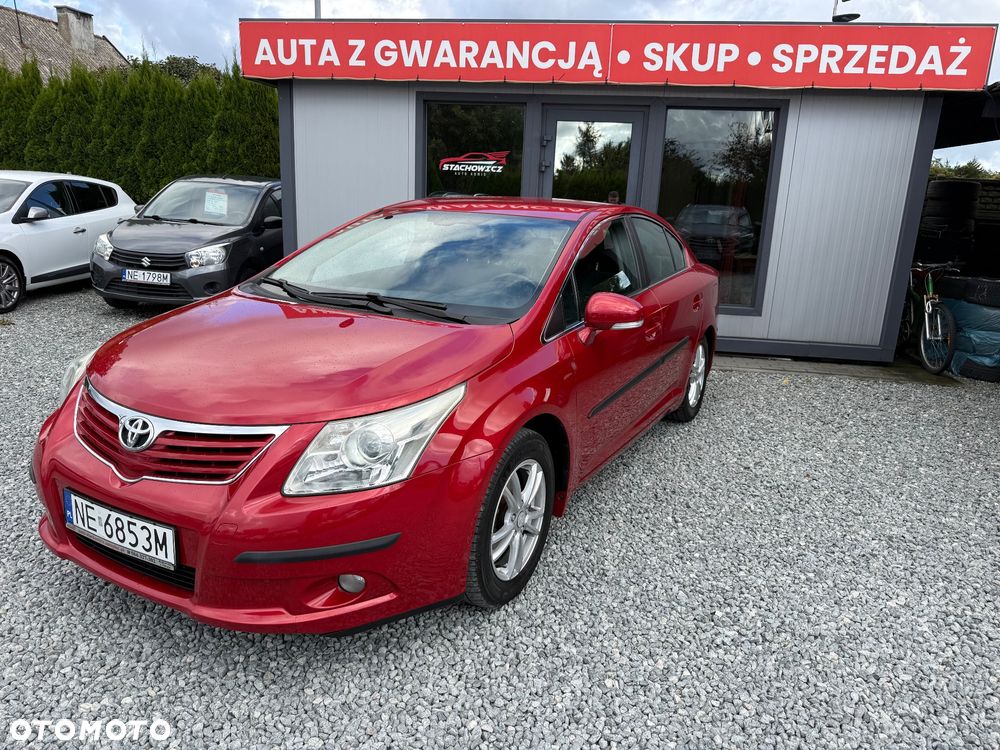 Toyota Avensis 1.8 Comfort - 1