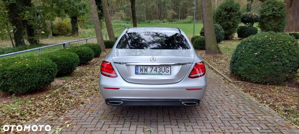 Mercedes-Benz Klasa E 220 d 9G-TRONIC - 5