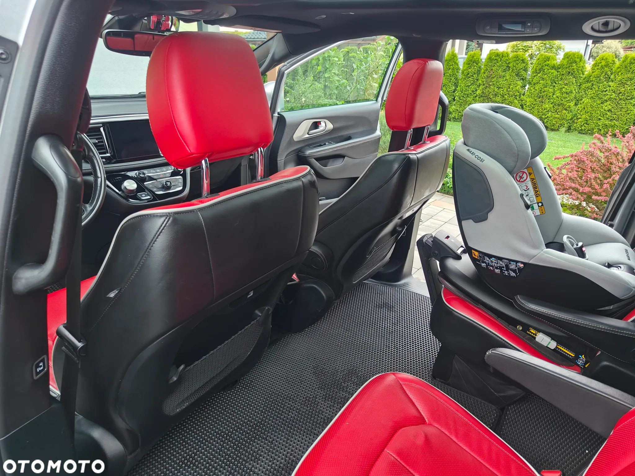 Chrysler Pacifica - 15