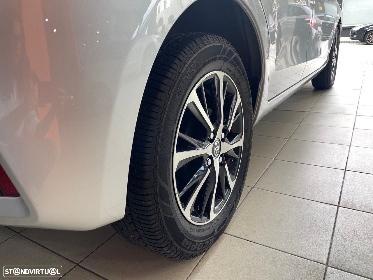 Toyota Yaris 1.0 VVT-i Comfort - 33