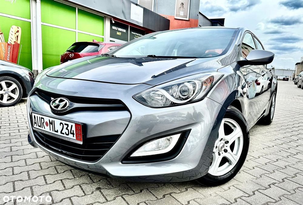 Hyundai i30 1.4 Premium - 16