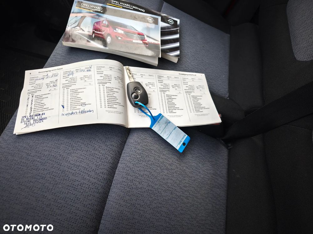 Opel Vivaro - 13