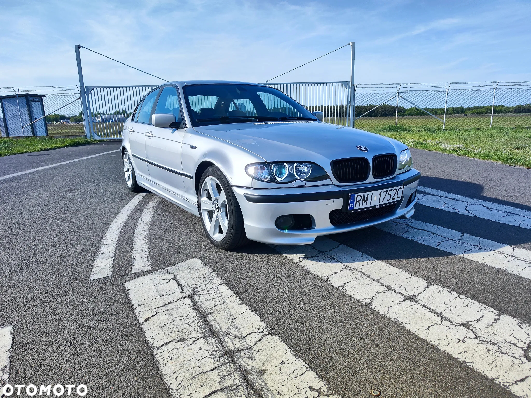 BMW Seria 3 330i - 31