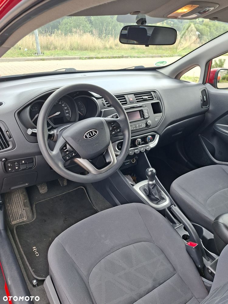 Kia Rio - 6