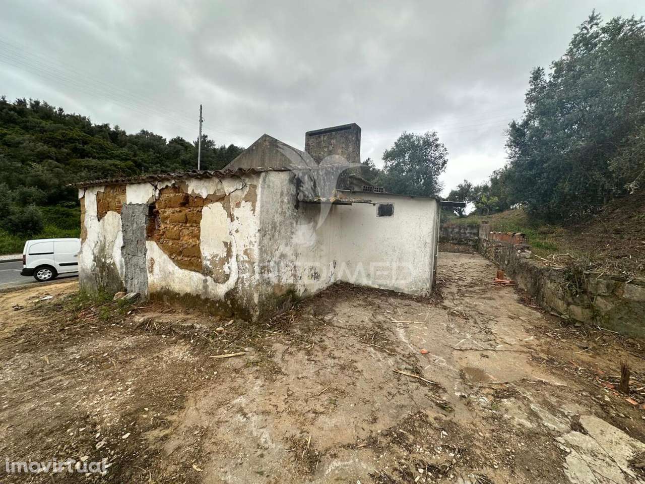 Moradia para Recuperar - Grande imagem: 5/16