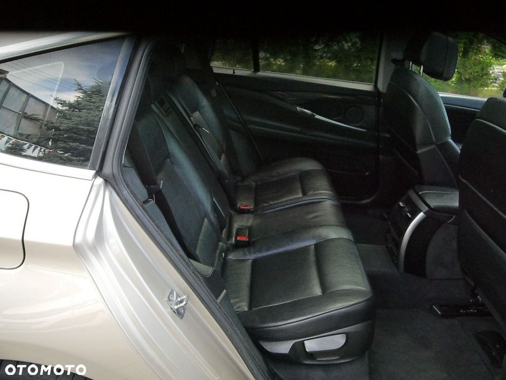 BMW 5GT - 35