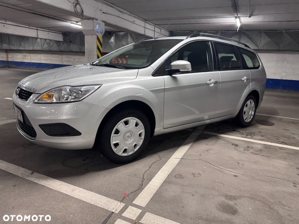 Ford Focus - 32