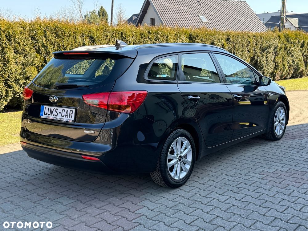 Kia Ceed 1.6 GDI ISG Platinum Edition - 5