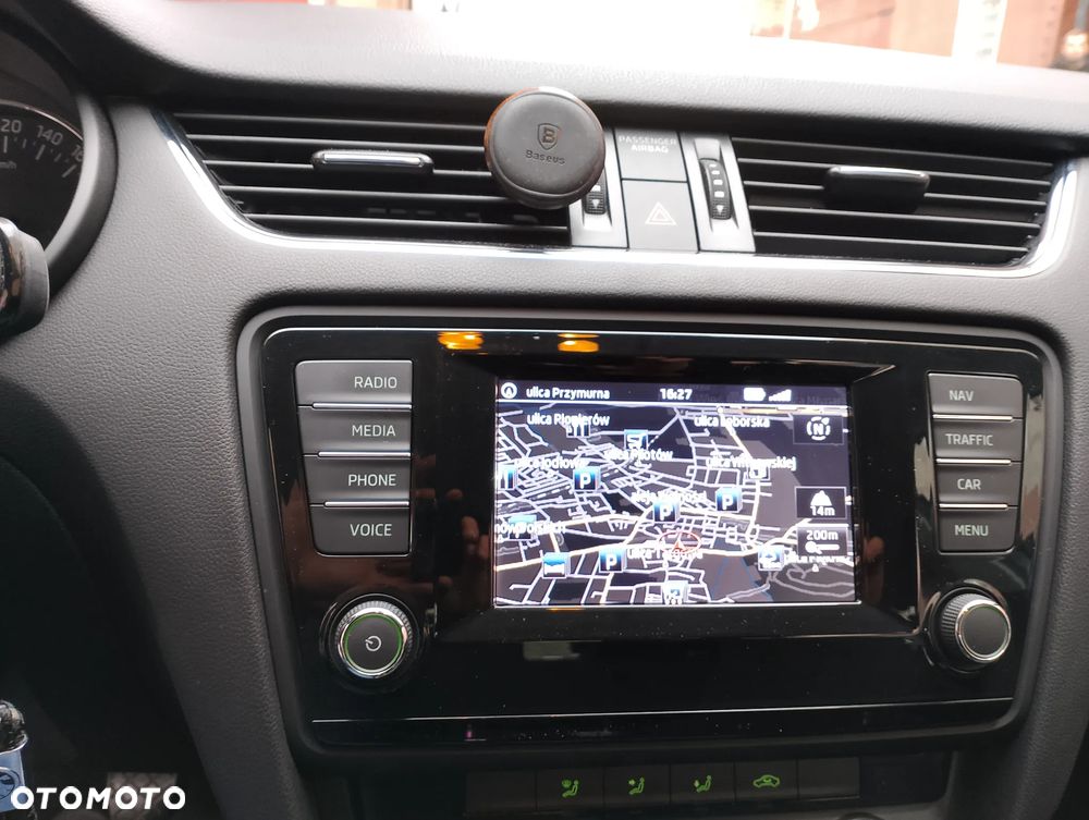 Skoda Octavia 2.0 TDI Elegance - 23