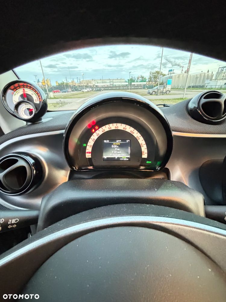 Smart Fortwo EQ passion - 13