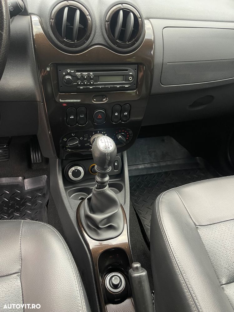 Dacia Duster 1.5 dCi 4x4 Prestige - 10