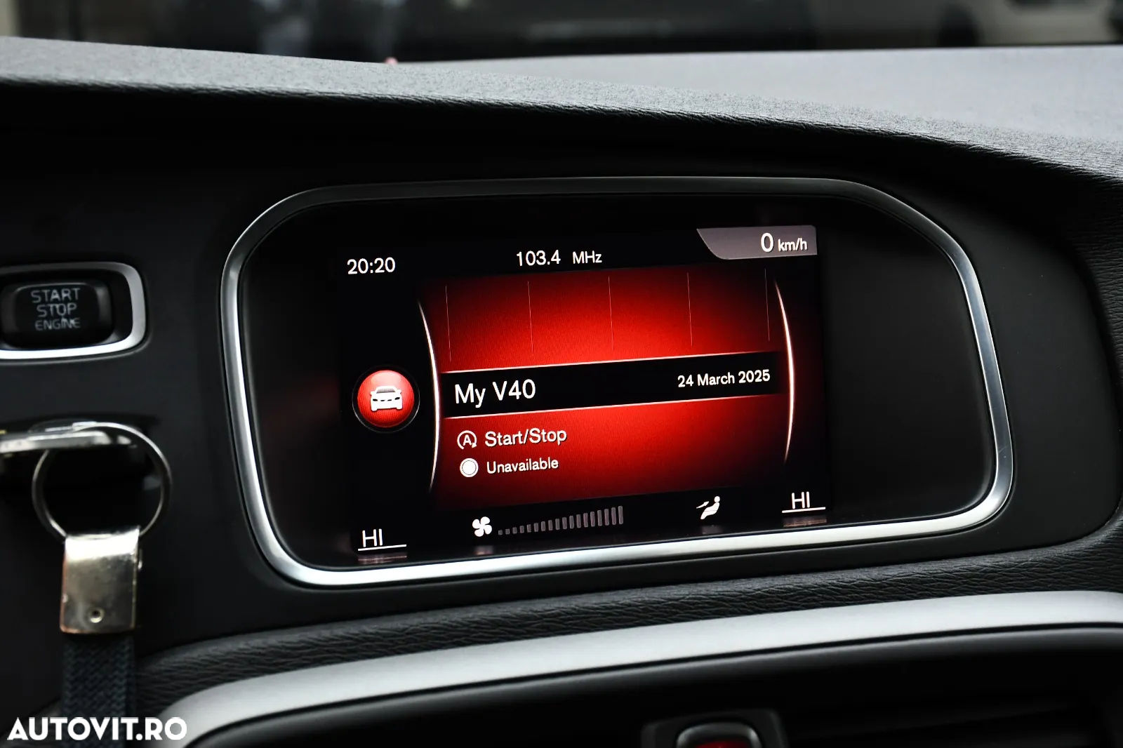 Volvo V40 Cross Country D2 Geartronic Momentum - 14