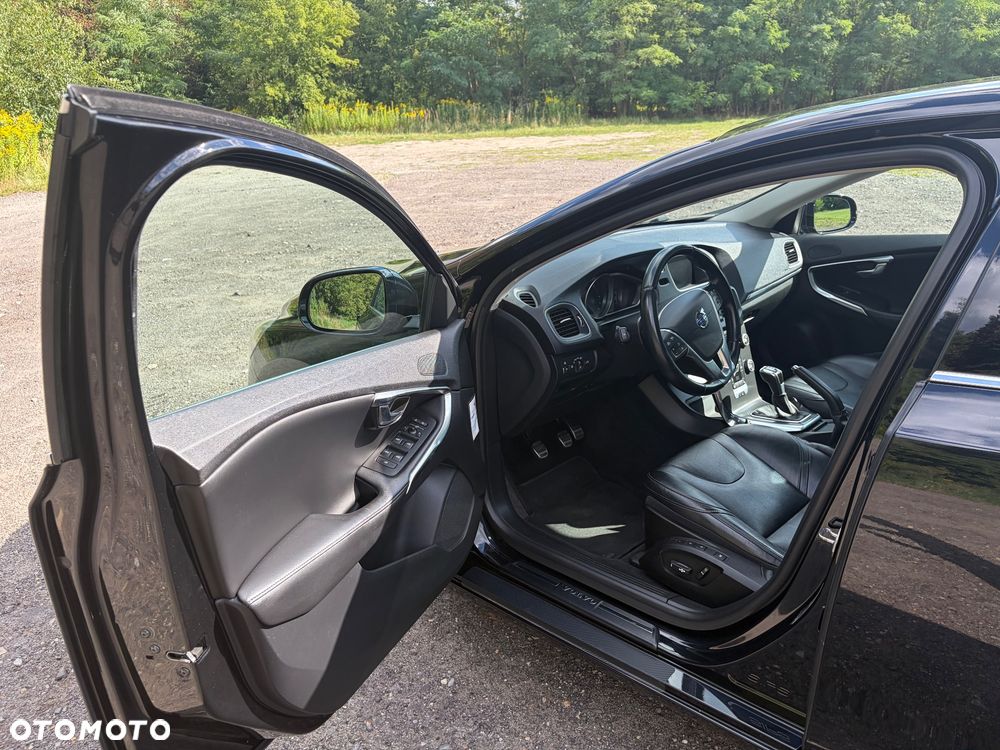 Volvo V40 D4 Drive-E Summum - 4