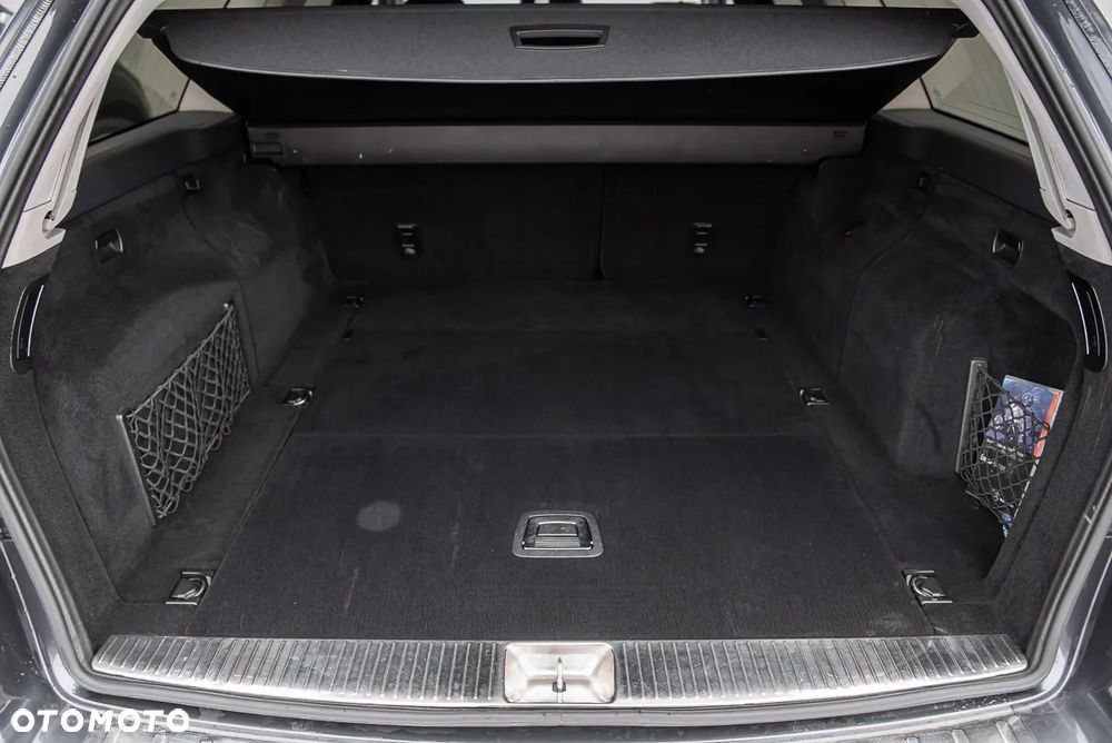 Mercedes-Benz Klasa E - 30