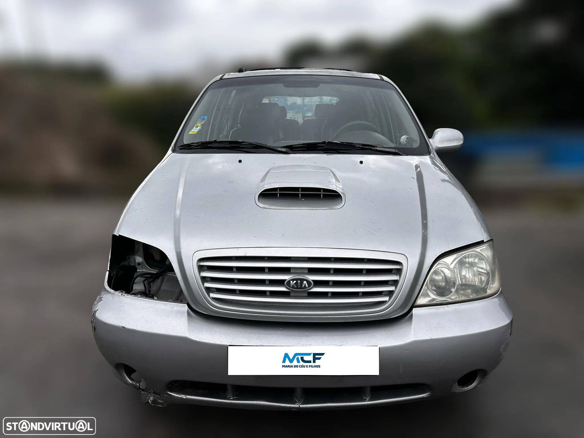 Kia Carnival II 2.9 CRDI 7 Lug de 2003 para peças - 2