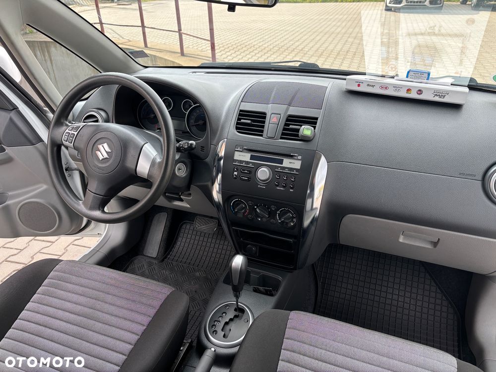 Suzuki SX4 1.6 VVT Automatic 4x2 Style - 6
