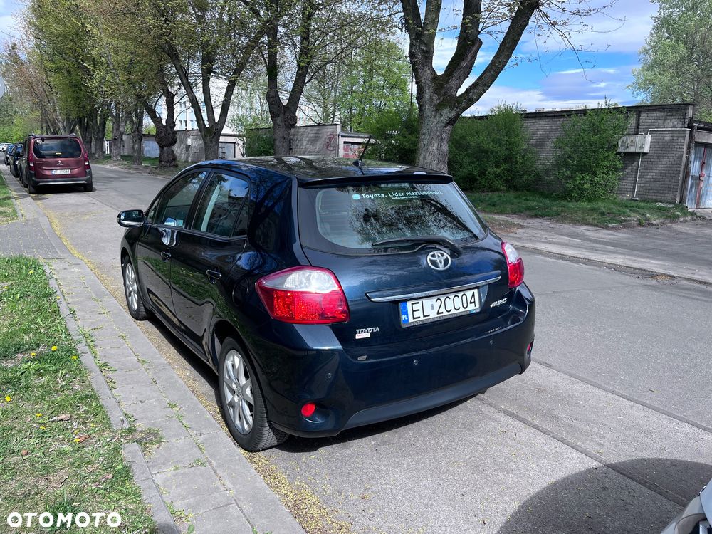 Toyota Auris 1.6 Premium - 4