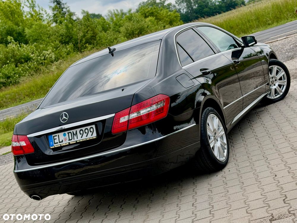 Mercedes-Benz Klasa E 200 CGI BlueEFFICIENCY Automatik Avantgarde - 40