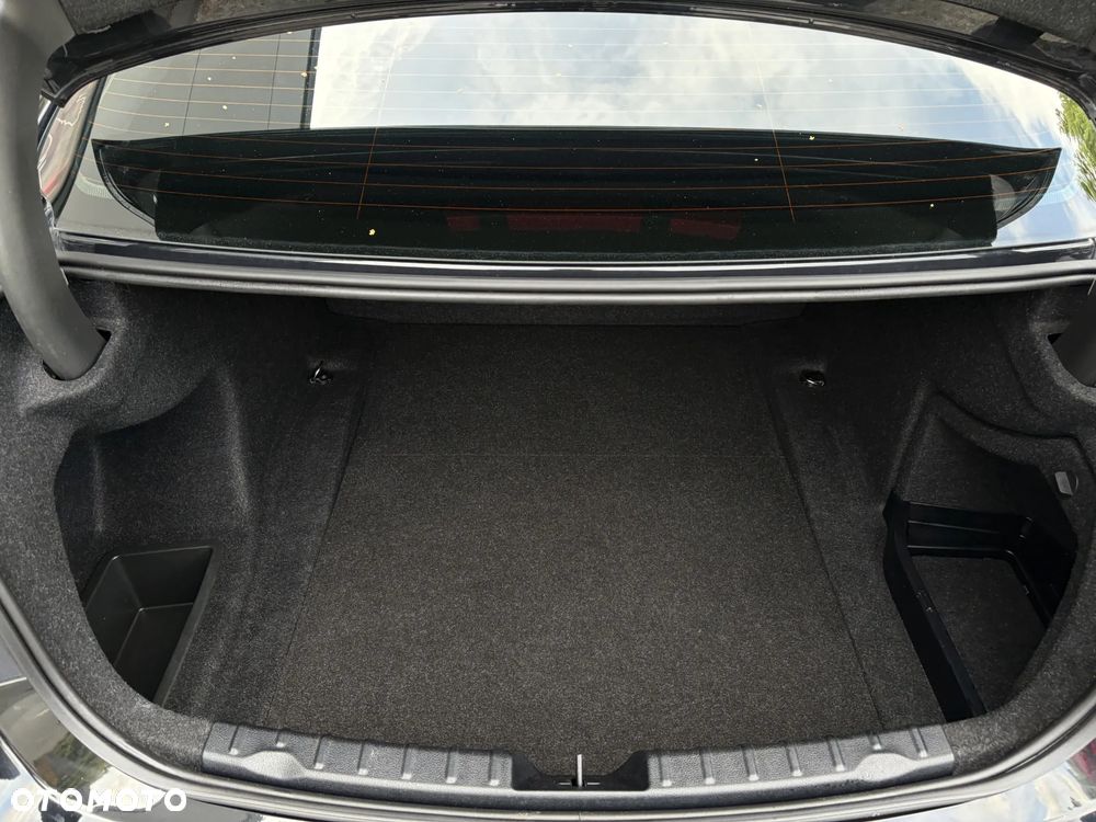 BMW Seria 3 320d Advantage - 34