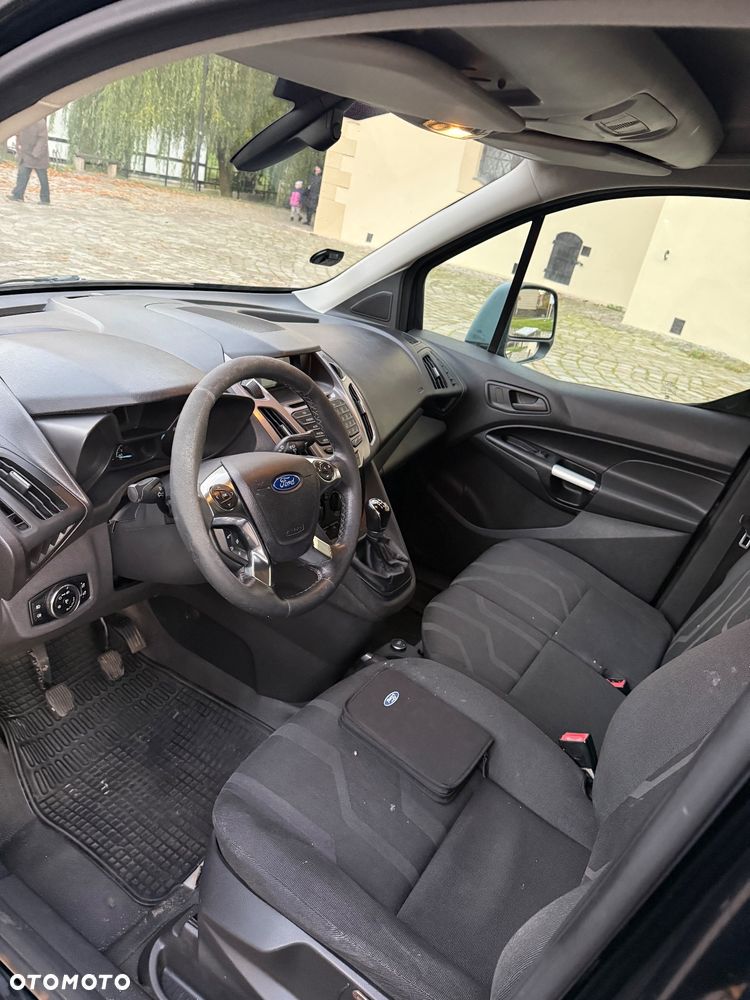 Ford Transit Connect - 8