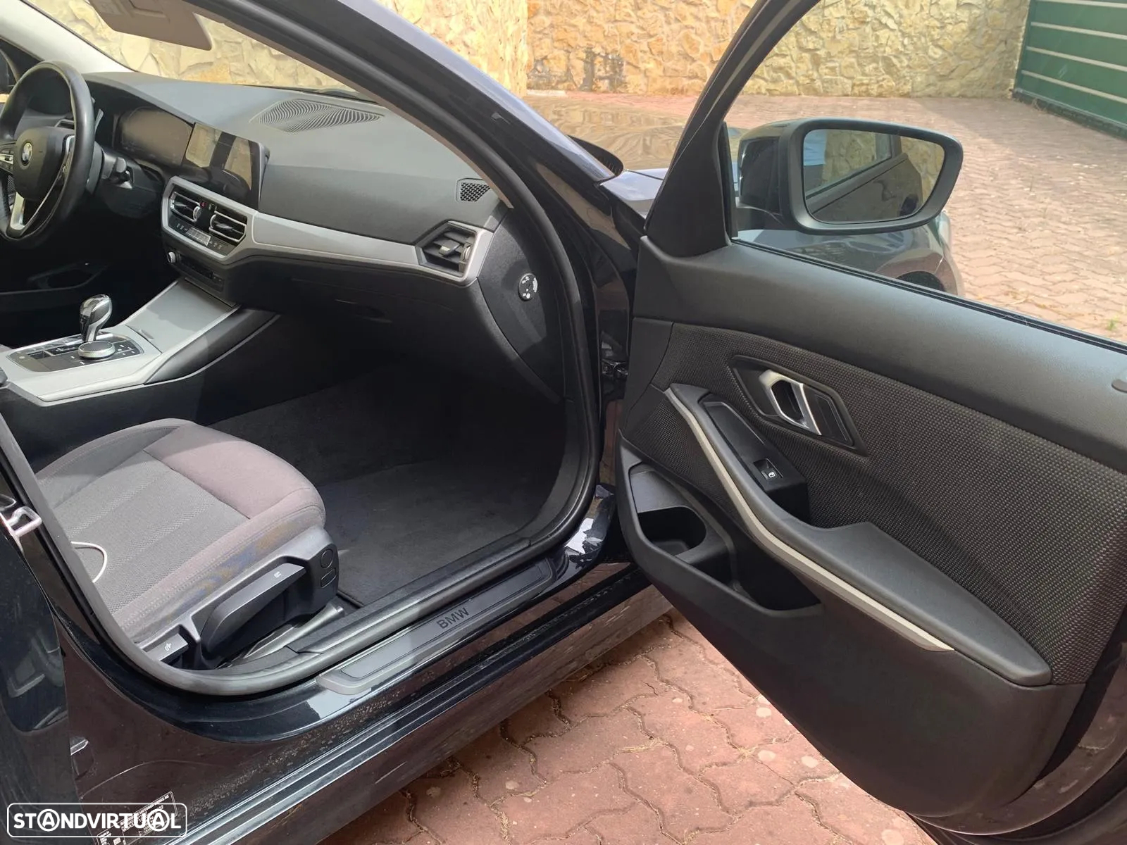 BMW 330 e Corporate Edition Auto - 17