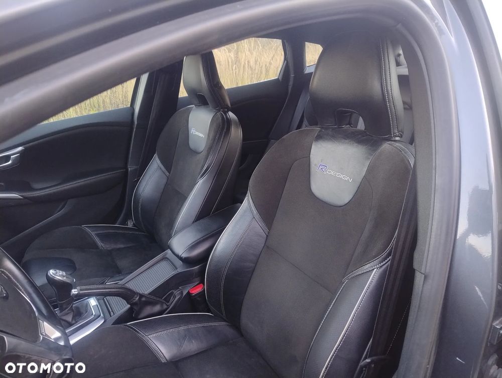 Volvo V40 T3 R-Design Momentum - 7