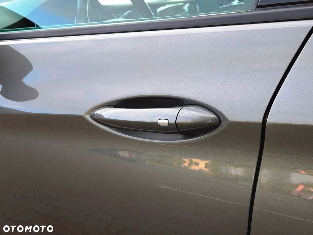 Opel Astra 1.6 CDTI DPF ecoFLEX TourerStart/Stop Exklusiv - 18