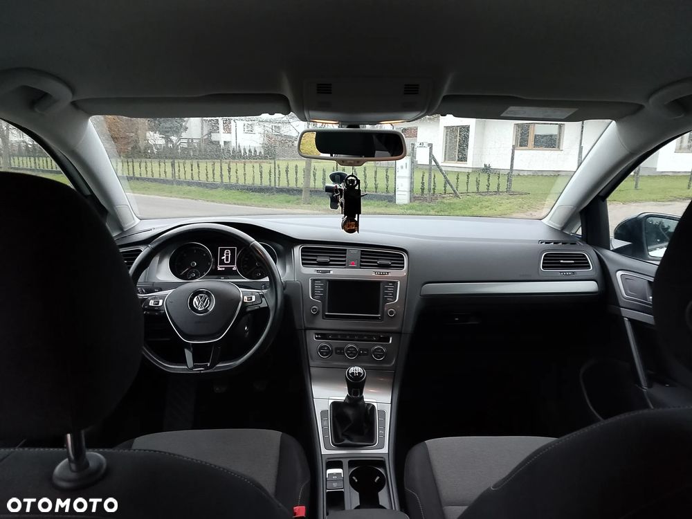 Volkswagen Golf 1.6 TDI BlueMotion Comfortline - 13