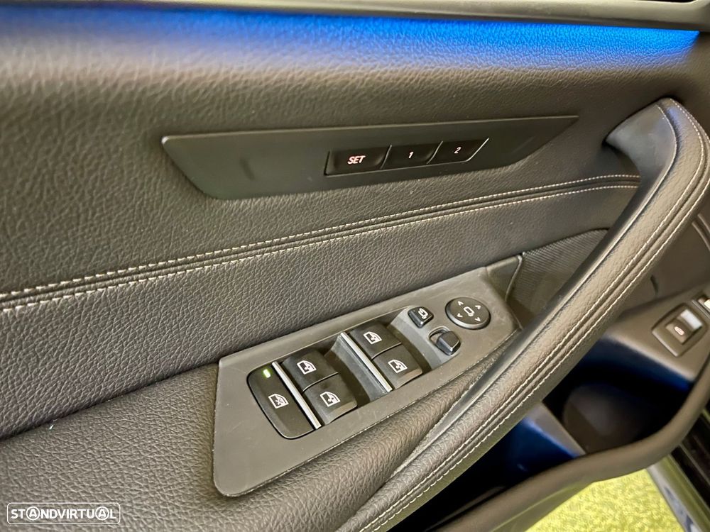 BMW 520 e Pack M - 38