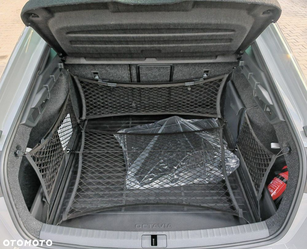 Skoda Octavia 1.5 TSI e-Tec Sportline DSG - 19