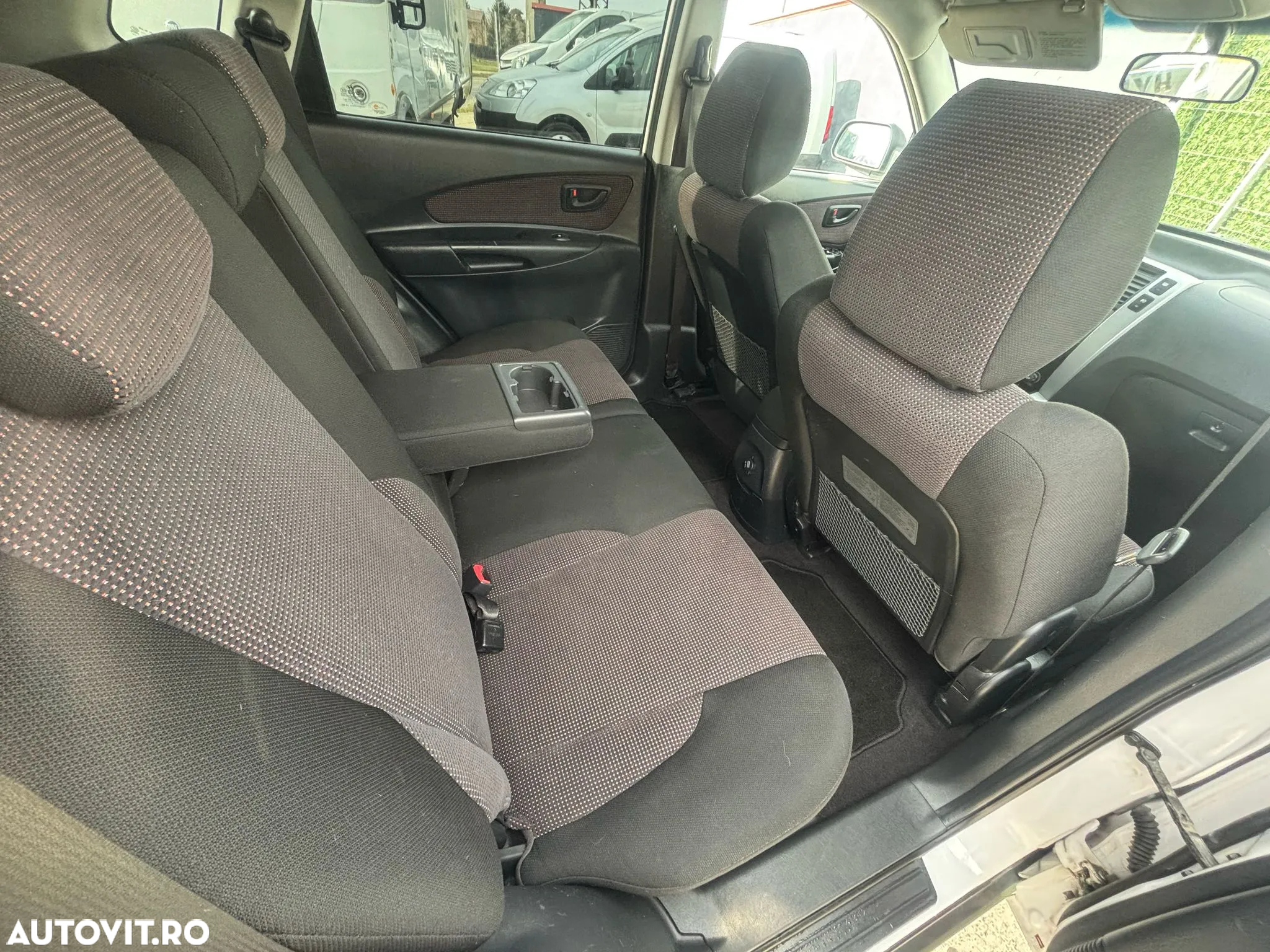 Hyundai Tucson 2.0 - 10