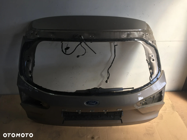 FORD FOCUS MK4 KOMBI 19R KLAPA BAGAŻNIKA